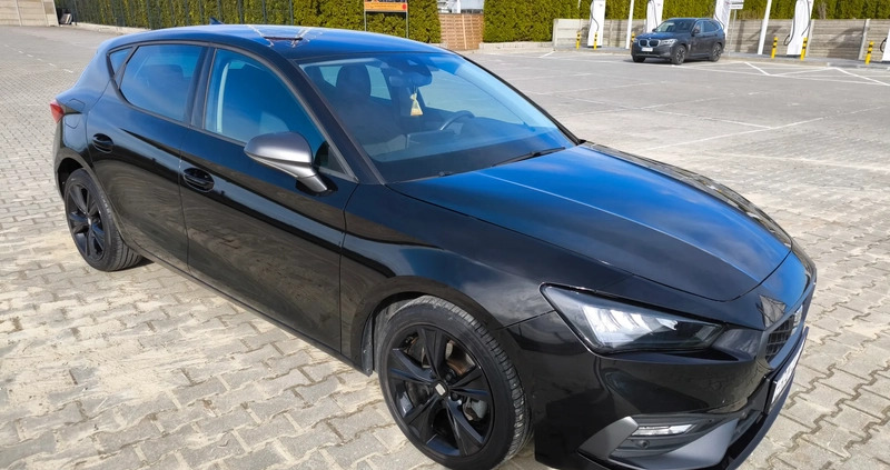 Seat Leon cena 74900 przebieg: 68500, rok produkcji 2020 z Radomsko małe 466